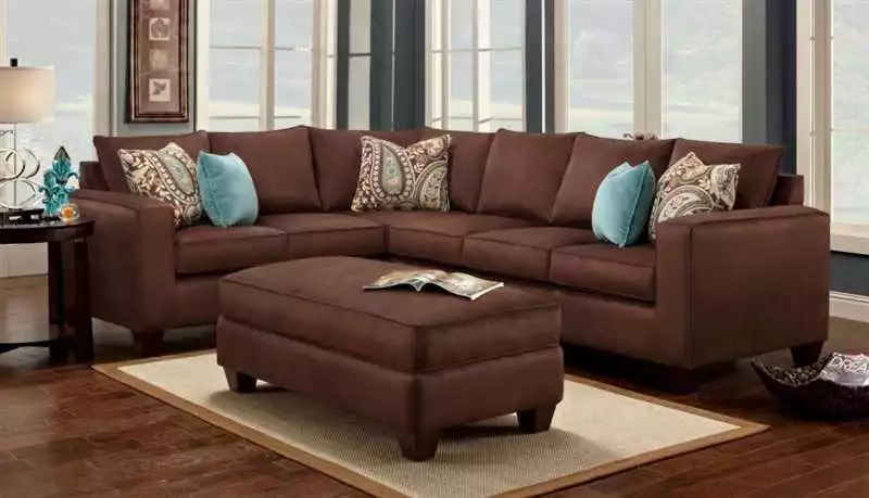 Как выбрать дизайнерский диван для коттеджа